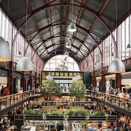 Splendide Design Plein Centre Climatise - 3